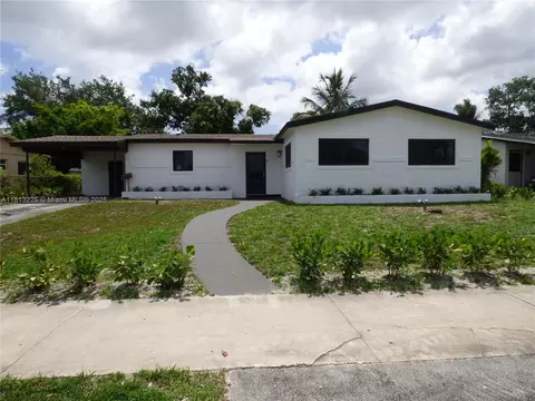 19245 NW 12th Ave, Miami Gardens, FL 33169