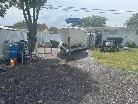 15840 SW 102nd Ave, Miami, FL 33157