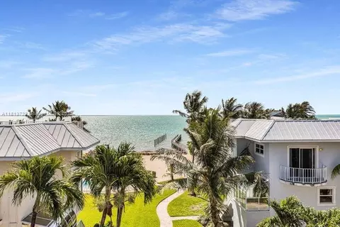 140 Aregood Ln #C2, Islamorada, FL 33036