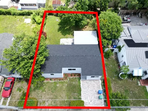 1380 NW 39th St, Miami, FL 33142