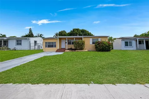 2431 Rodman St, Hollywood, FL 33020