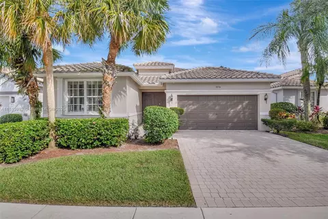 9970 Torino Dr, Lake Worth, FL 33467