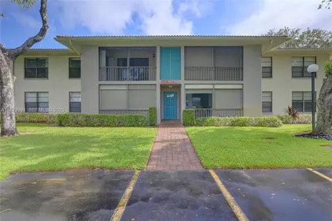 9965 Pineapple Tree Dr #203, Boynton Beach, FL 33436