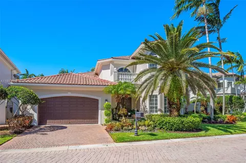 1445 Commodore Way, Hollywood, FL 33019
