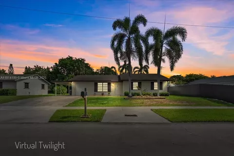 347 NW 17th St, Homestead, FL 33030