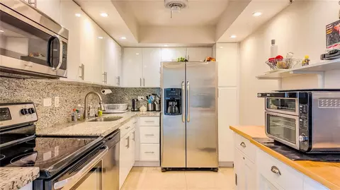 20355 NE 34th Ct #325, Aventura, FL 33180