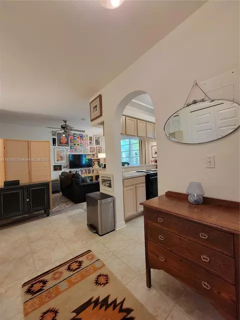 359 Meridian Ave #A103, Miami Beach, FL 33139