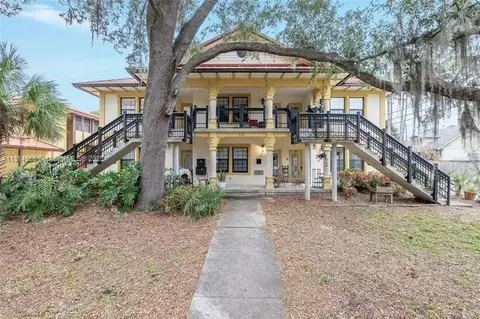 110 NE 10th Ave #C, Gainesville, FL 32601