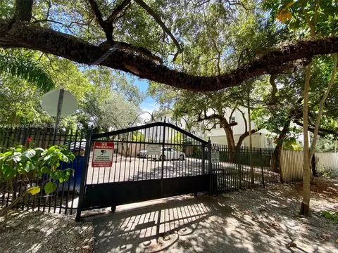 2850 Coconut Ave #7, Miami, FL 33133