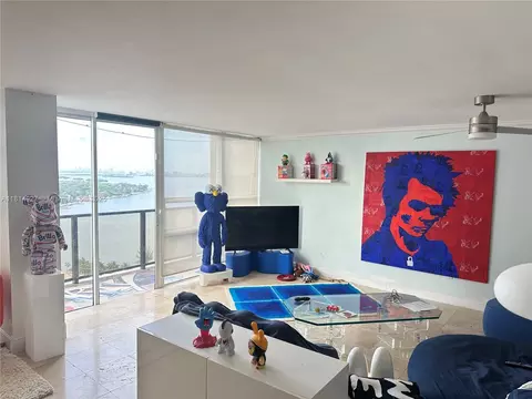 600 NE 36th St #PH14, Miami, FL 33137