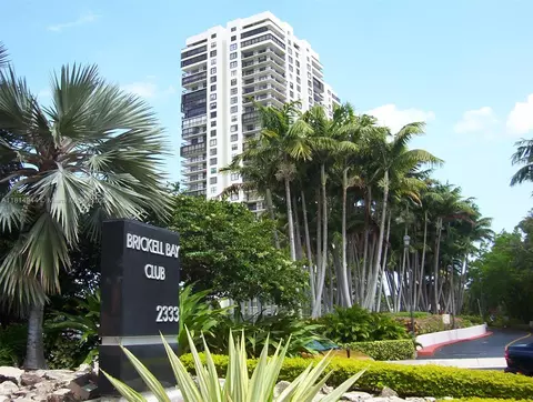2333 Brickell Ave #615, Miami, FL 33129