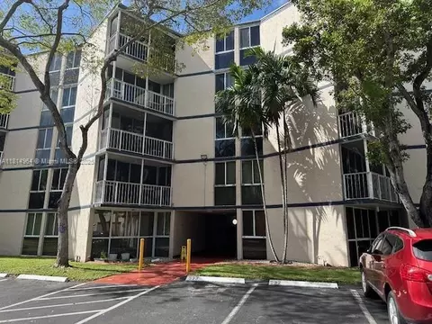 6955 NW 186 St #F301, Hialeah, FL 33015
