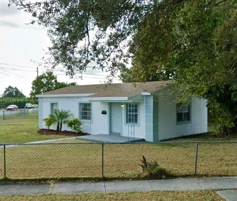 14780 Harrison St, Miami, FL 33176