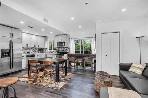 3145 Day Ave #1, Miami, FL 33133