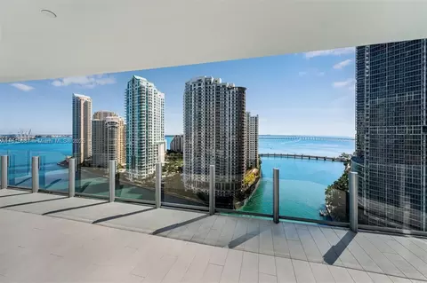 300 Biscayne Blvd Way #2002, Miami, FL 33131