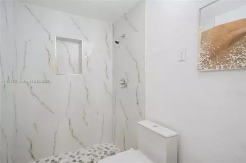 2210 NW 154th St, Miami Gardens, FL 33054 photo 6