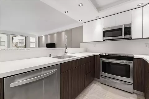 401 Ocean Dr #221, Miami Beach, FL 33139