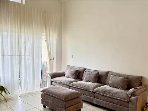 Other - Undisclosed, Hialeah, FL 33015 photo 2 of 6
