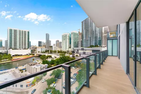 88 SW 7th St #712, Miami, FL 33130