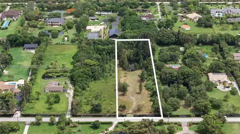 14020 Mustang Trl, Southwest Ranches, FL 33330