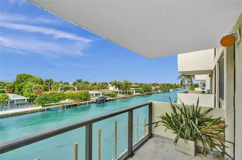 9800 W Bay Harbor Dr #401, Bay Harbor Islands, FL 33154