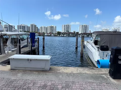 3601 NE 207th St #N41, Aventura, FL 33180