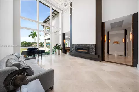 3185 Willow Ln, Weston, FL 33331 photo 9