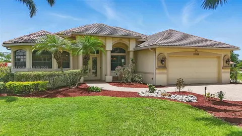 15560 Old Olga Rd, Alva, FL 33920