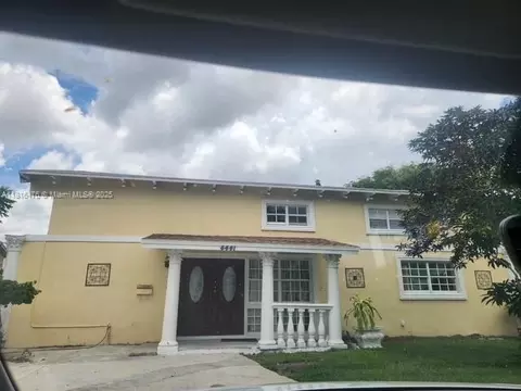 4441 NW 36th Ct, Lauderdale Lakes, FL 33319