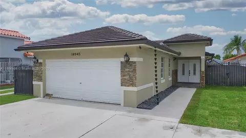 14945 SW 38th St, Miami, FL 33185