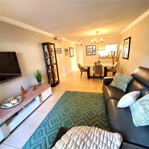 8600 SW 109th Ave #4-107, Miami, FL 33173