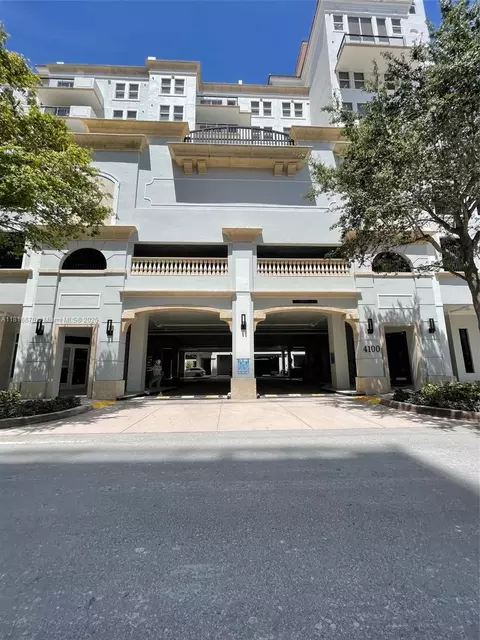 4100 Salzedo St #910, Coral Gables, FL 33146