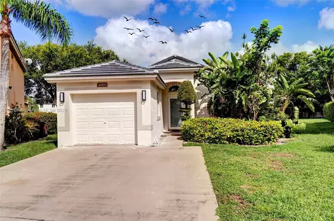 4999 Pelican St, Coconut Creek, FL 33073