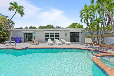 Undisclosed, Hollywood, FL 33020