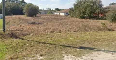 332334 Gretchen Ave S, Lehigh Acres, FL 33973
