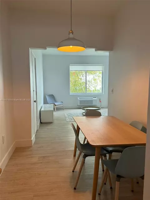 Undisclosed, Miami Beach, FL 33141