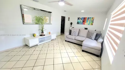 Other - 200 W 53rd Ter, Hialeah, FL 33012 photo 2 of 12