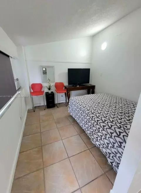Bedroom - 200 W 53rd Ter, Hialeah, FL 33012 photo 3 of 3
