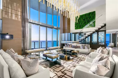 19575 Collins Ave #PH-43, Sunny Isles Beach, FL 33160