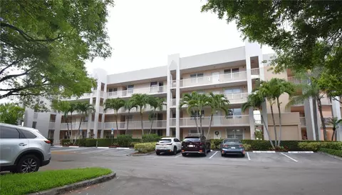 2601 N Nob Hill Rd #405, Sunrise, FL 33322