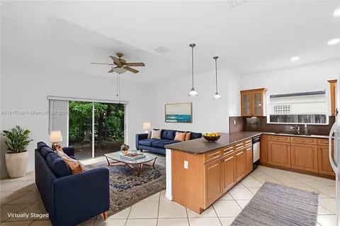 Kitchen - 7089 W 4th Ct, Hialeah, FL 33014 photo 1 of 3
