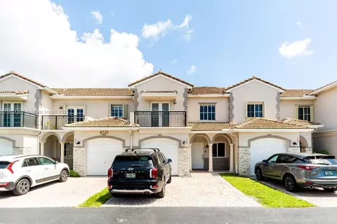 8321 SW 124th Ave #105, Miami, FL 33183