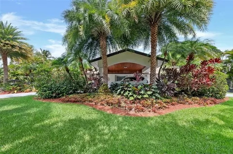 18120 SW 88th Ct, Palmetto Bay, FL 33157