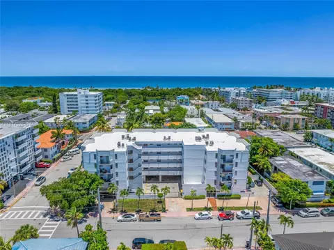 7921 Byron Ave #407, Miami Beach, FL 33141