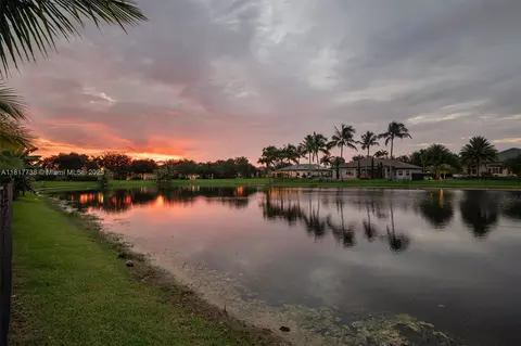 13357 SW 42nd St, Davie, FL 33330