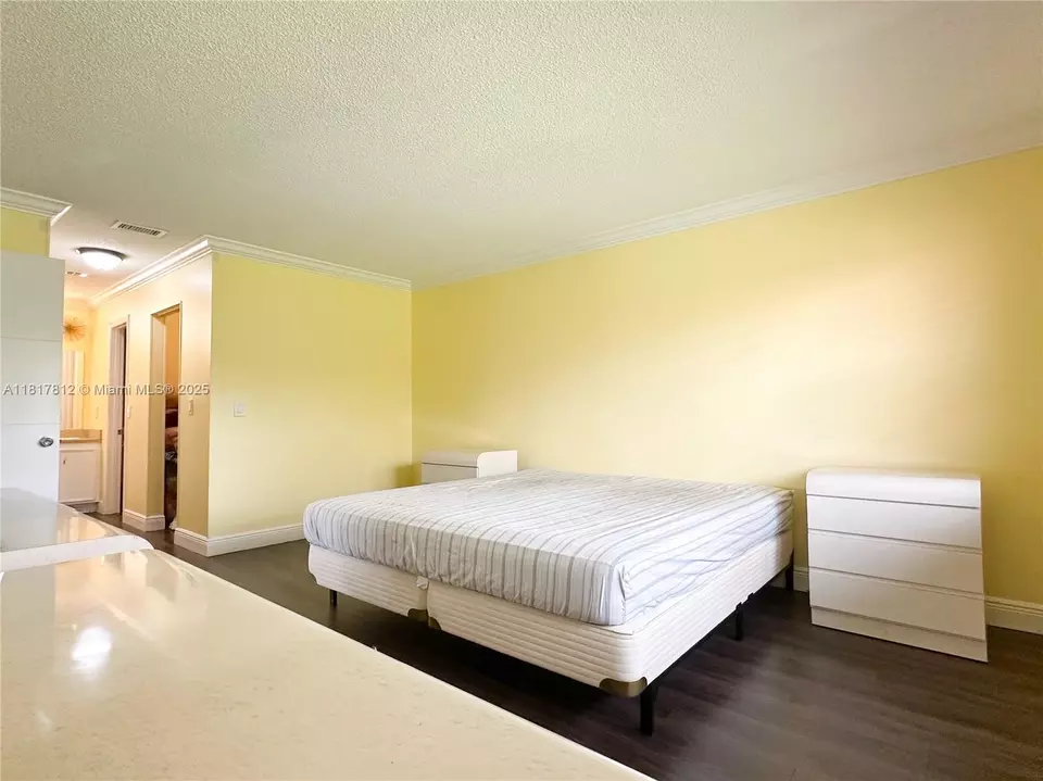 Bedroom - 5975 Forest Hill Blvd #206, West Palm Beach, FL 33415 photo 2 of 3