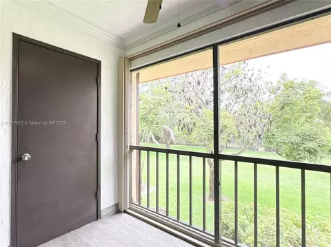 Exterior - 5975 Forest Hill Blvd #206, West Palm Beach, FL 33415 photo 1 of 2