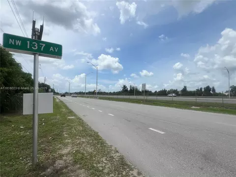 12900 NW 182 St, Hialeah, FL 33018