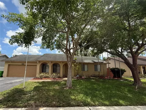 10480 NW 20th Ct, Sunrise, FL 33322