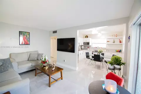 Other - 380 E 35th St #2110, Hialeah, FL 33013 photo 1 of 2